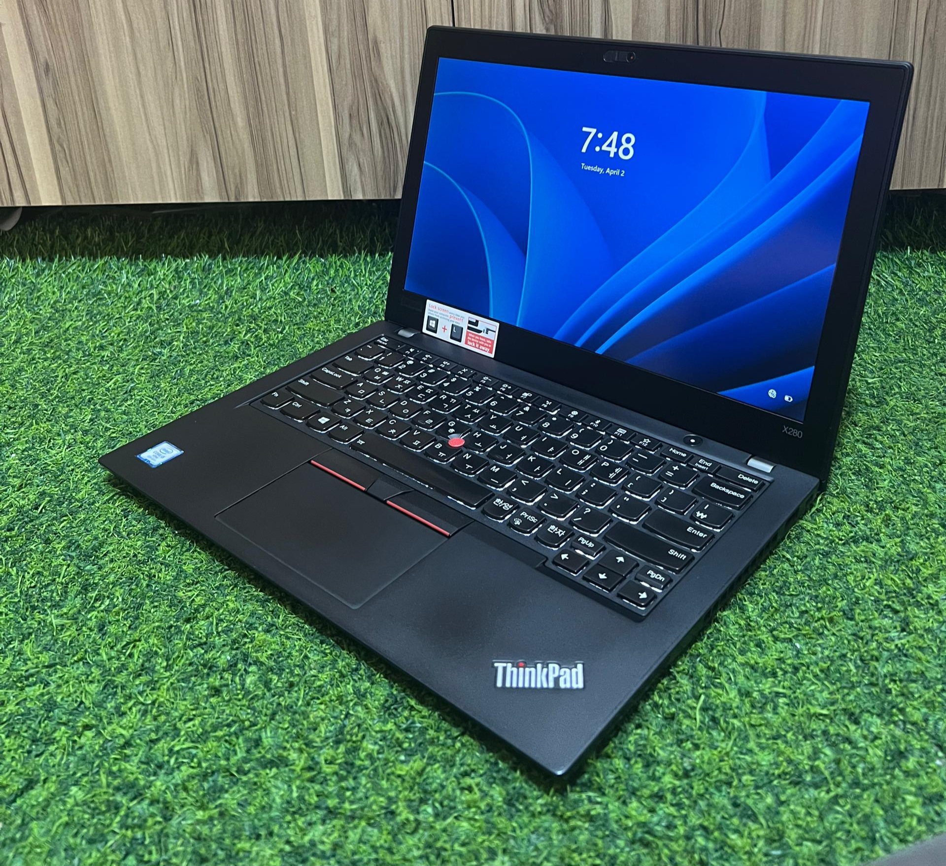 Lenovo X280